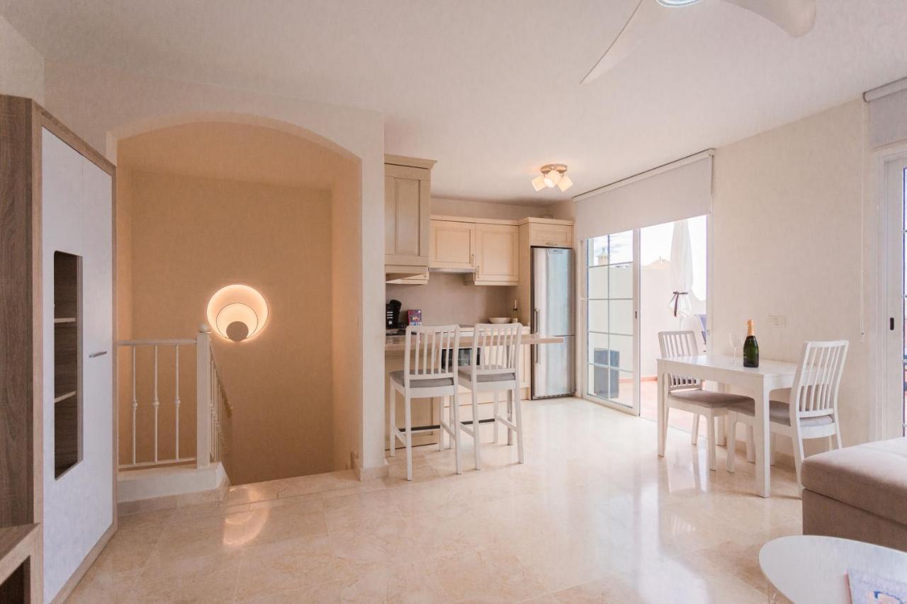 Luxury Duplex Apartment With Beautiful Sea Views Palm-mar Bagian luar foto